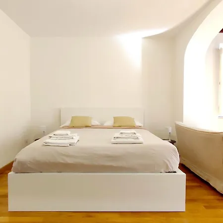 Apartment San Martino Rome